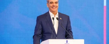 Abinader dice que su compromiso es velar por la "democracia y transparencia" dentro del PRM