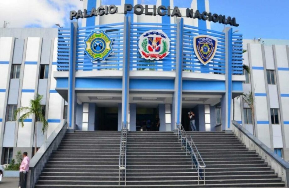 Arrestan hombre vinculado a sustracción de arma de reglamento de oficial superior en Santiago