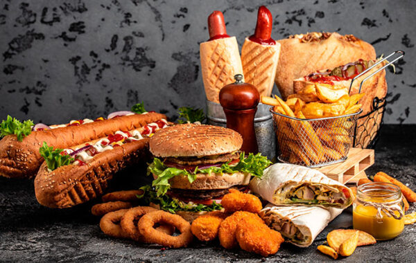 La publicidad de la «comida basura», prohibida en Reino Unido salvo en horas nocturnas
