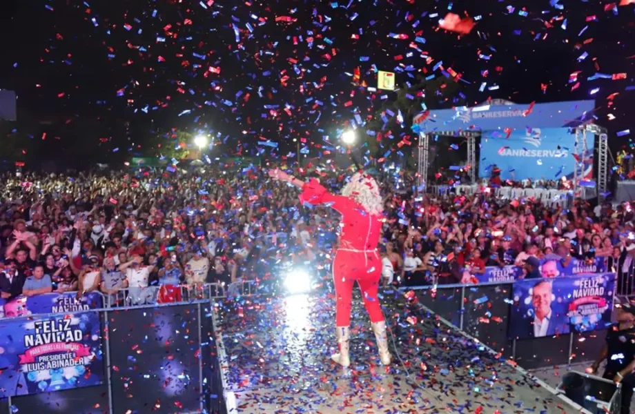 Santiago vivió un inicio de 2026 inolvidable con El Súper Ultra Megacañonazo Monumental