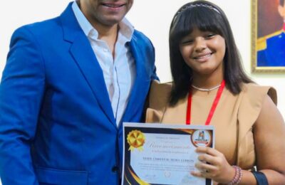 Premio a la Excelencia Orlando Martínez reconoce a 132 estudiantes; 20 alcanzaron índice perfecto de 100