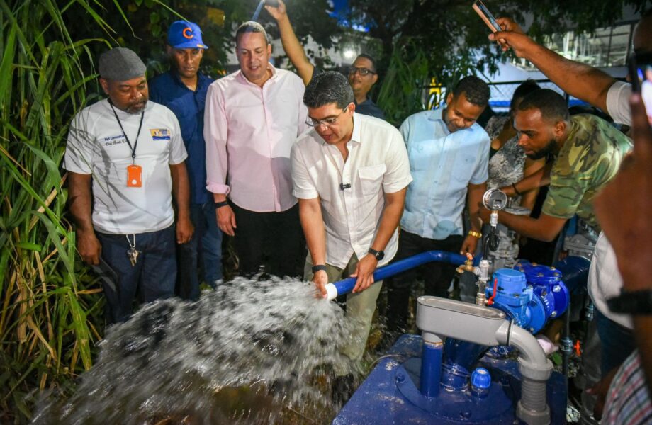 Fellito Suberví resuelve problema de agua de dos décadas en La Puya y La Yagüita