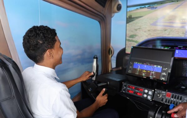 IDAC llevará la experiencia de volar a la Feria Internacional del Libro Santo Domingo 2026