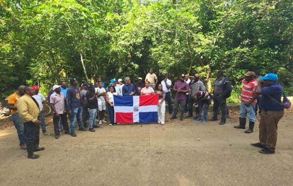Carlos Peña advierte cerrarán carretera Santo Domingo-Samaná si gobierno no detiene contaminación del río Jabí por empresa Depalma