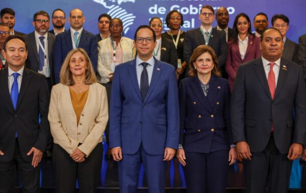 Ministro Freund propone creación de fondo regional para desarrollar soluciones tecnológicas conjuntas