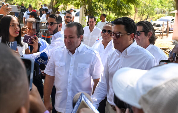 David Collado deja iniciadas obras en Maimón, Puerto Plata, por más de 168 millones de pesos .