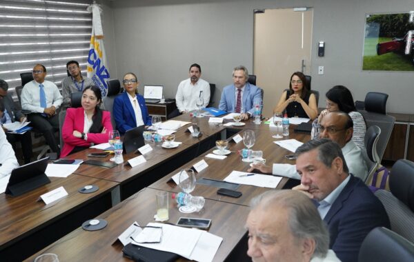 **CNZFE aprueba instalación de ocho nuevas empresas y un parque industrial**