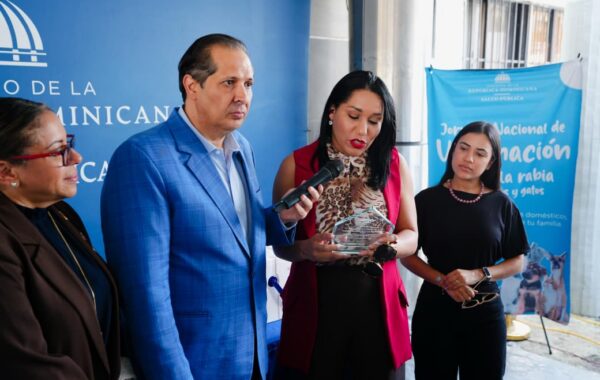 Animal Fest reconoce a Víctor Atallah por su respaldo al bienestar animal y a Ciudad de Ángeles