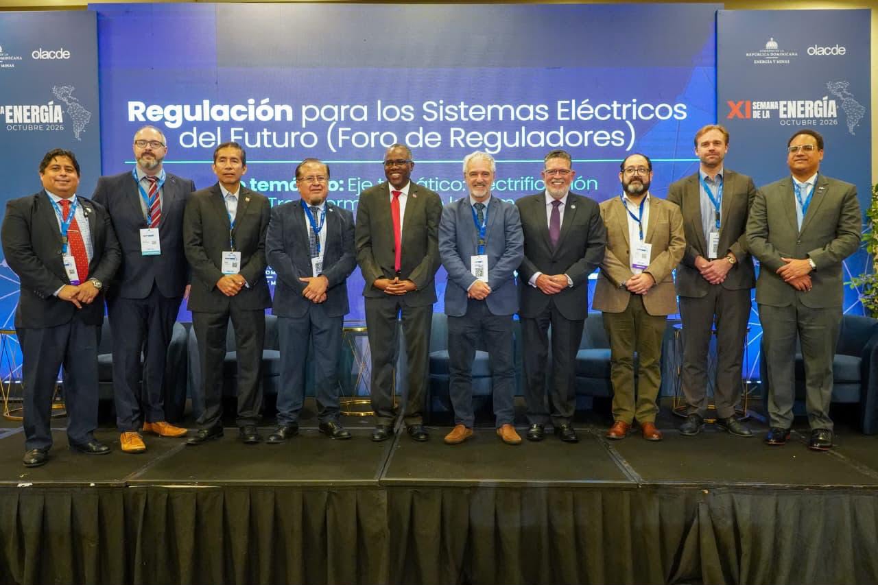 Astacio advierte retos del sistema eléctrico ante crecimiento anual de la demanda de un 5 %
