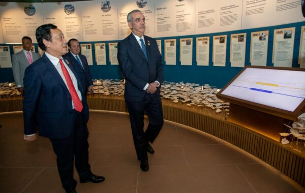 Presidente Abinader inaugura salón República Dominicana en la FAO y reafirma compromiso con el Hambre Cero