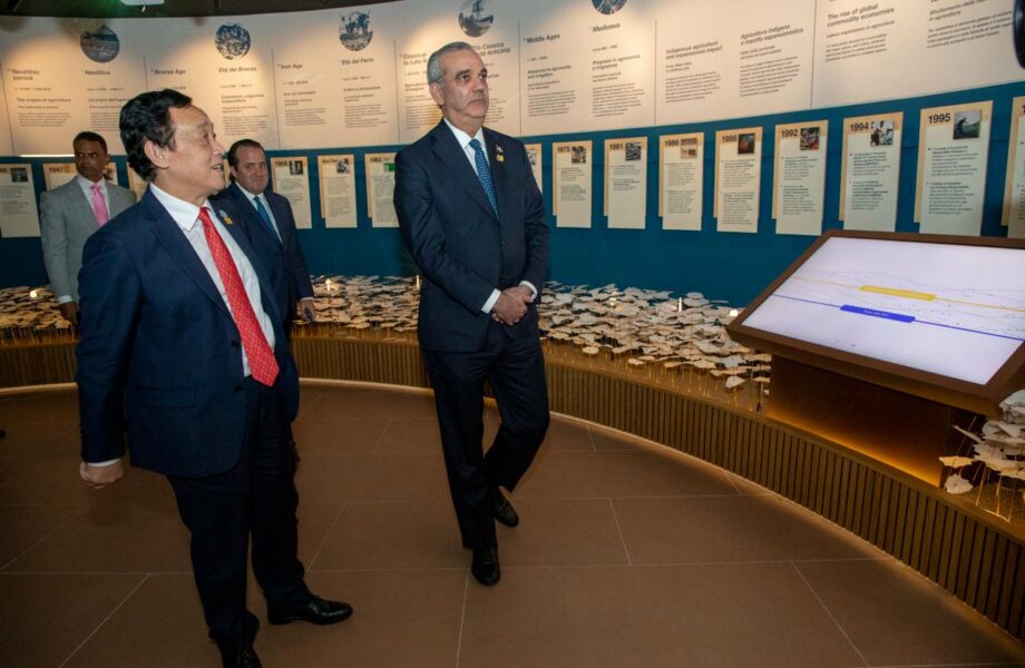 Presidente Abinader inaugura salón República Dominicana en la FAO y reafirma compromiso con el Hambre Cero