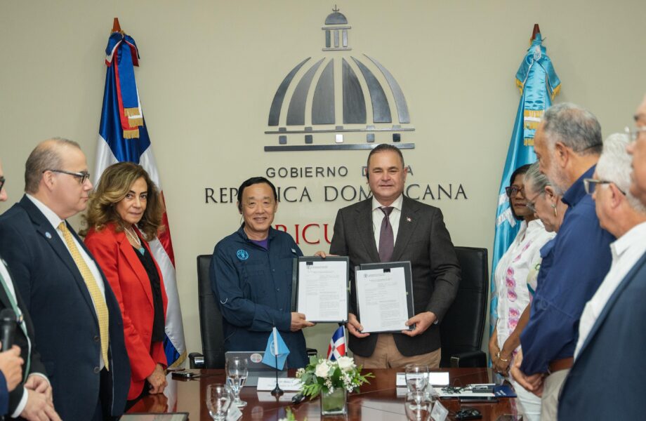 Agricultura y FAO firman acuerdo por US$480,000 para modernizar el sector agropecuario