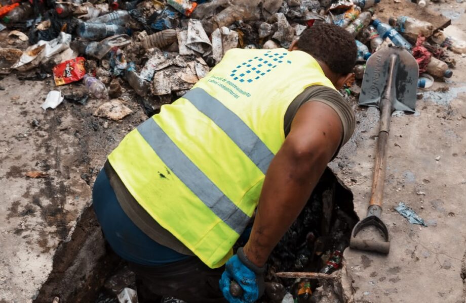 Alcaldía del DN insiste en la colaboración ciudadana para prevenir que desechos obstruyan el drenaje
