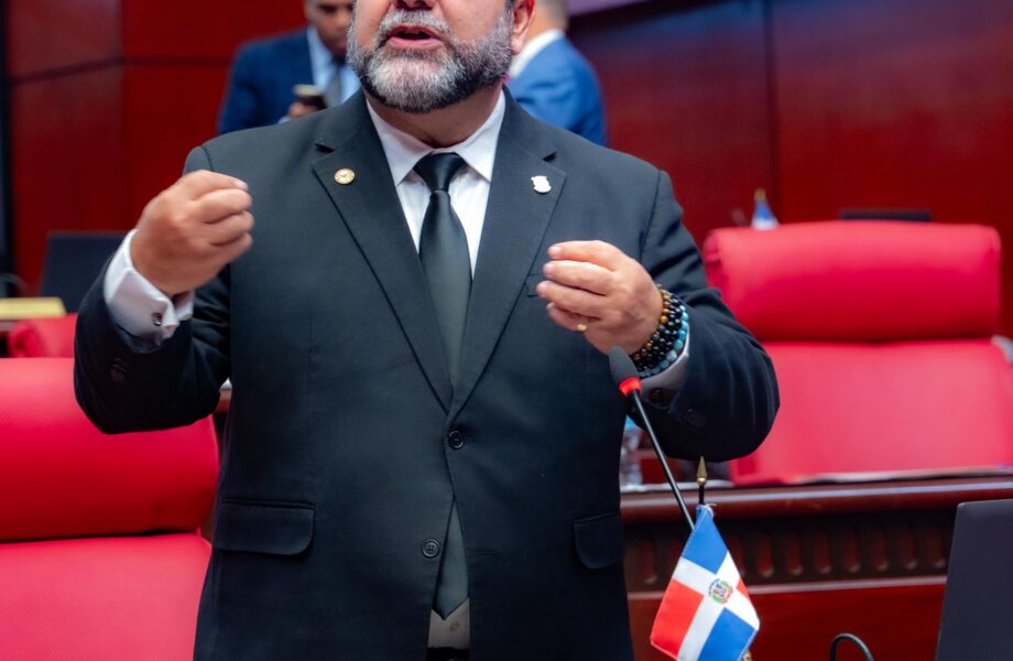 Ramón Rogelio Genao respalda renuncia de su hijo al PRSC, pero reafirma su permanencia en el partido